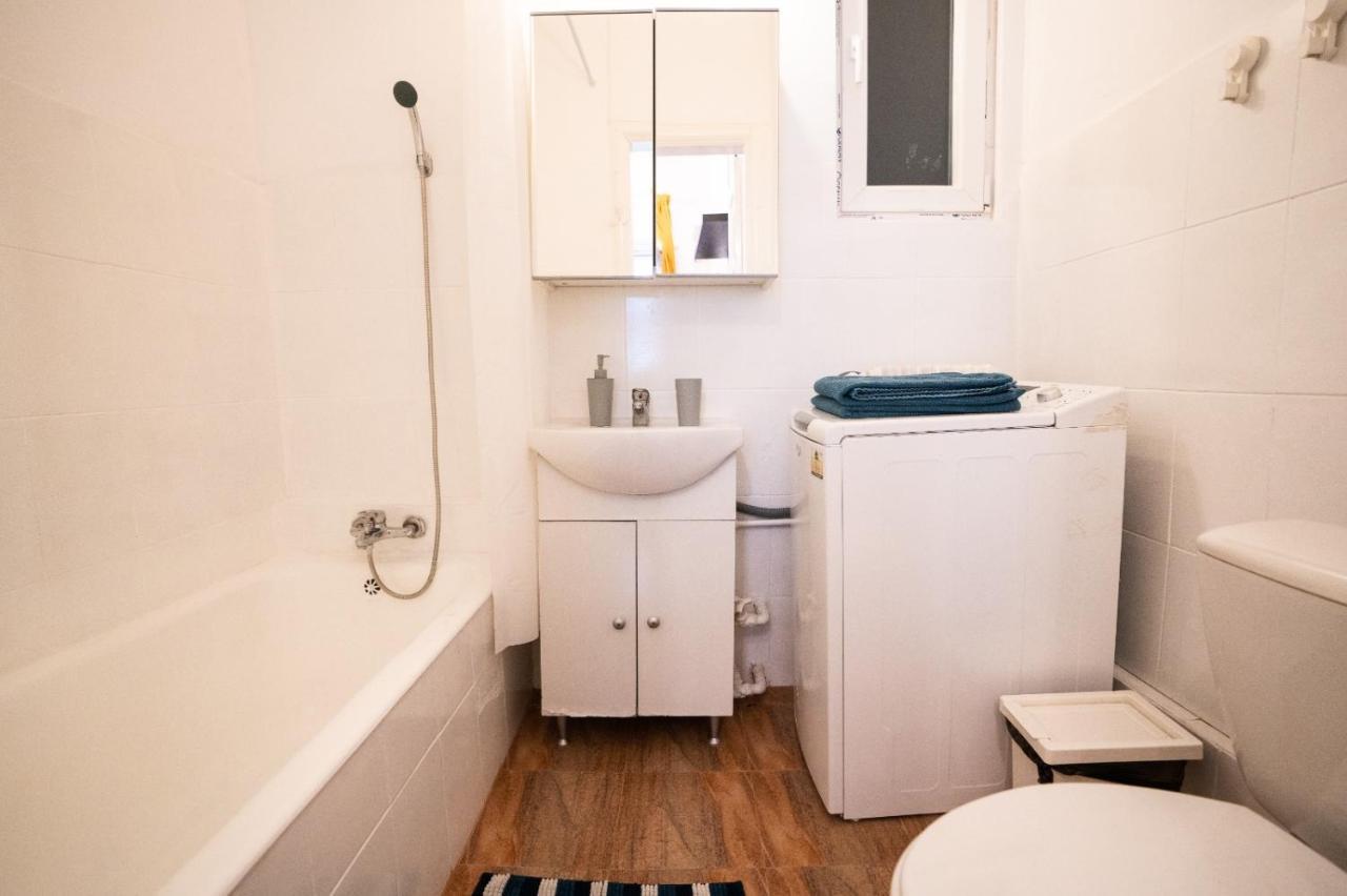 Cozy Studio Cismigiu Garden Lägenhet Bukarest Exteriör bild